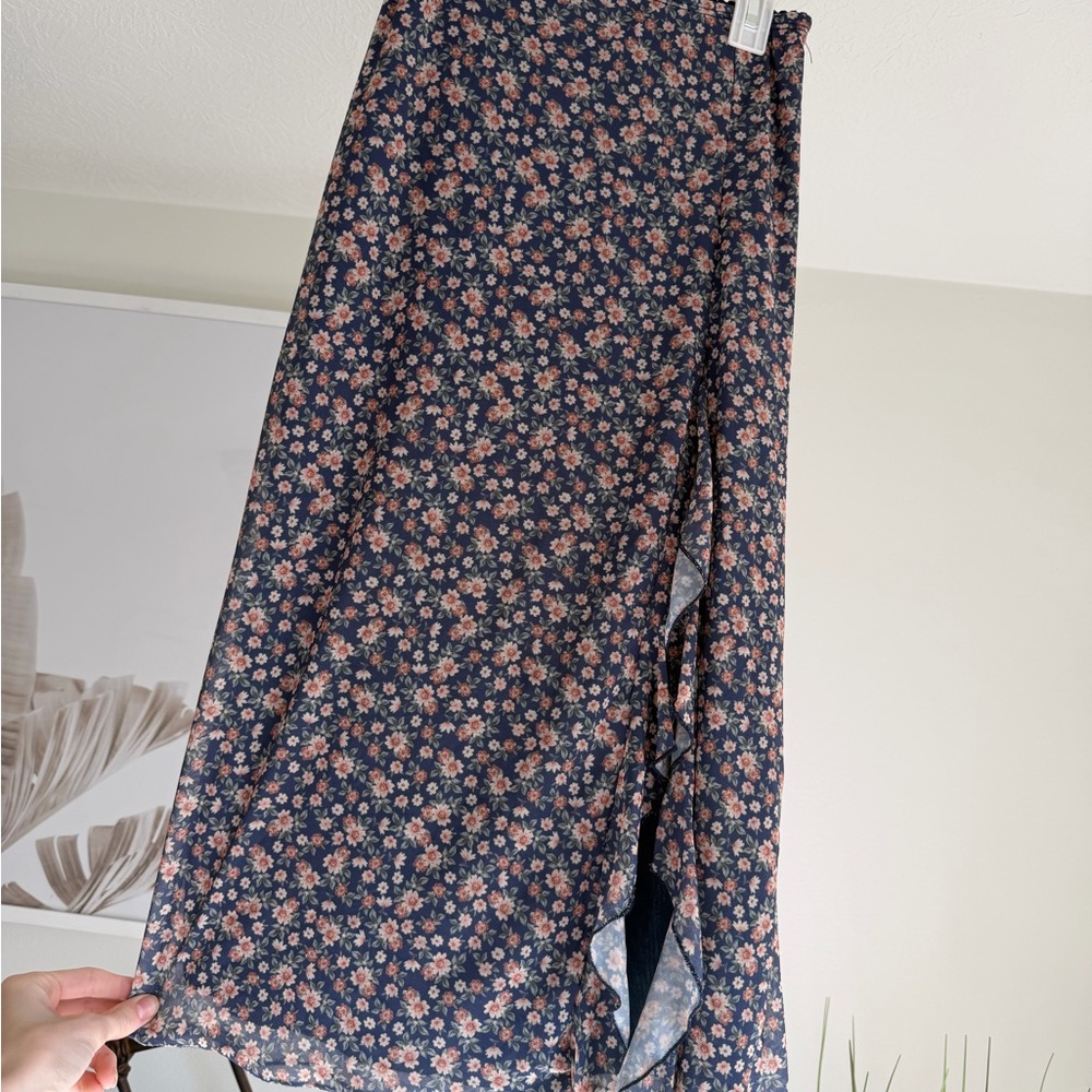 Asymmetrical Floral Skirt in Navy